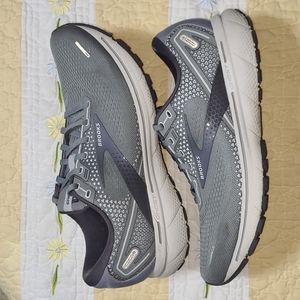 Brooks Ghost 14 Running Shoes 110369-1D-067 Grey/Alloy Color Size 11.5 Men's